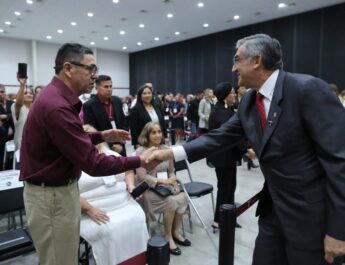 El magisterio es el eje y futuro del país: Américo
