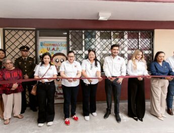 Entrega el alcalde Beto Granados un aula al Jardín de Niños “Club Activo 20-30”