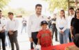 Convive alcalde Beto Granados con vecinos de la colonia Alberto Carrera Torres
